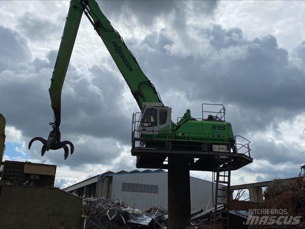 Sennebogen 835 E R Pelle à déchets