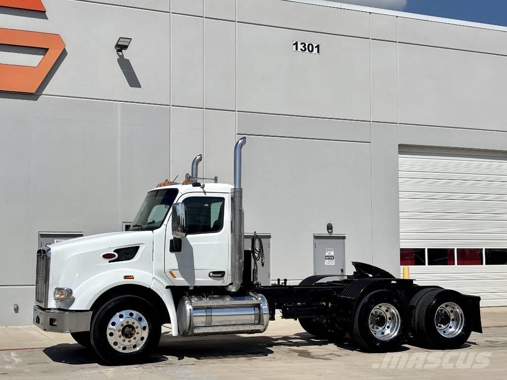 Peterbilt 567 Tracteur routier