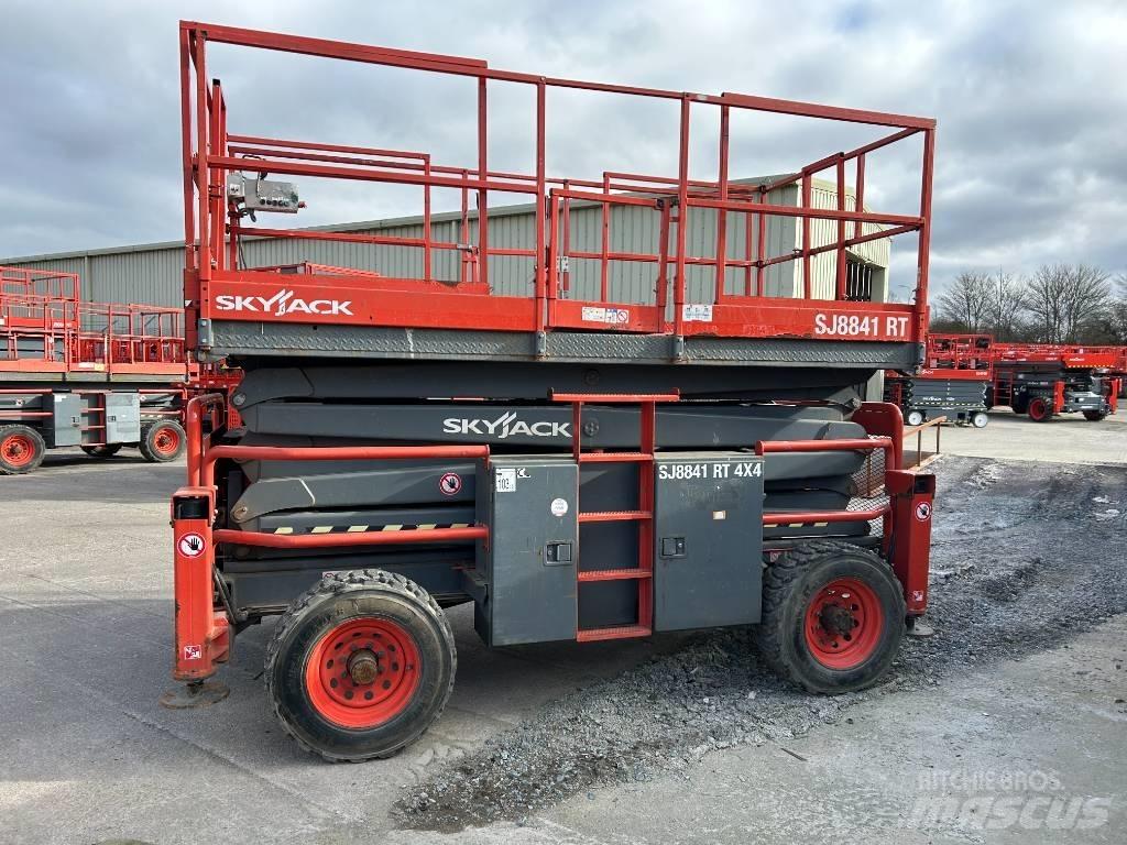 SkyJack SJ 8841 RT Nacelle ciseaux