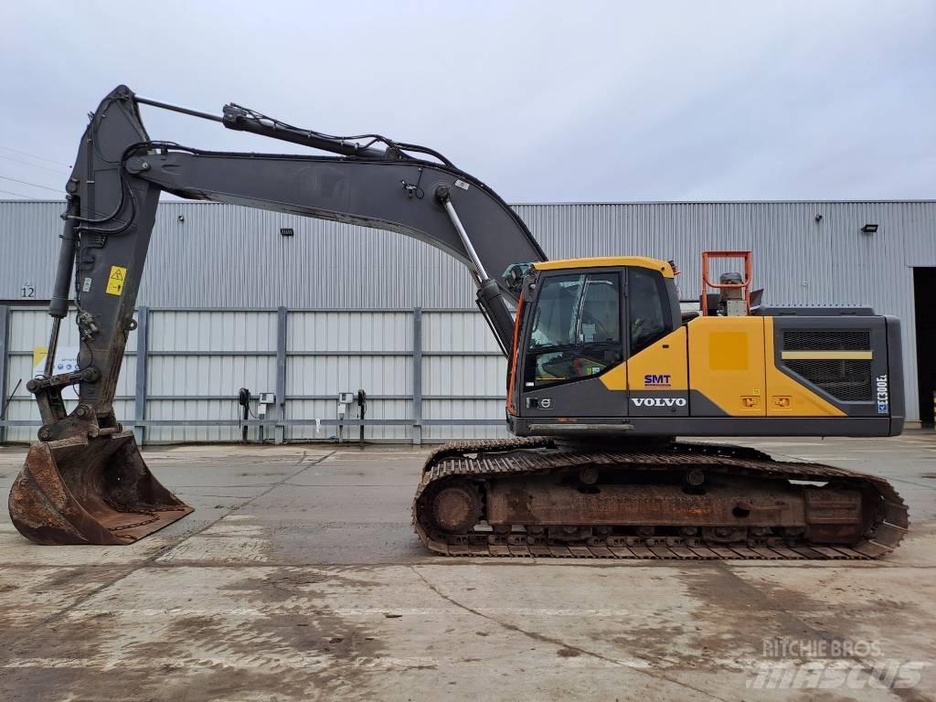 Volvo EC300EL Pelle sur chenilles