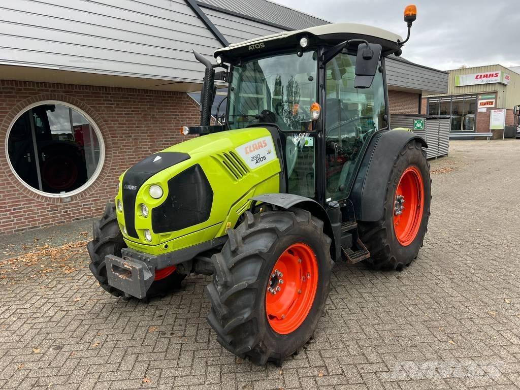 CLAAS Atos 230 Tracteur