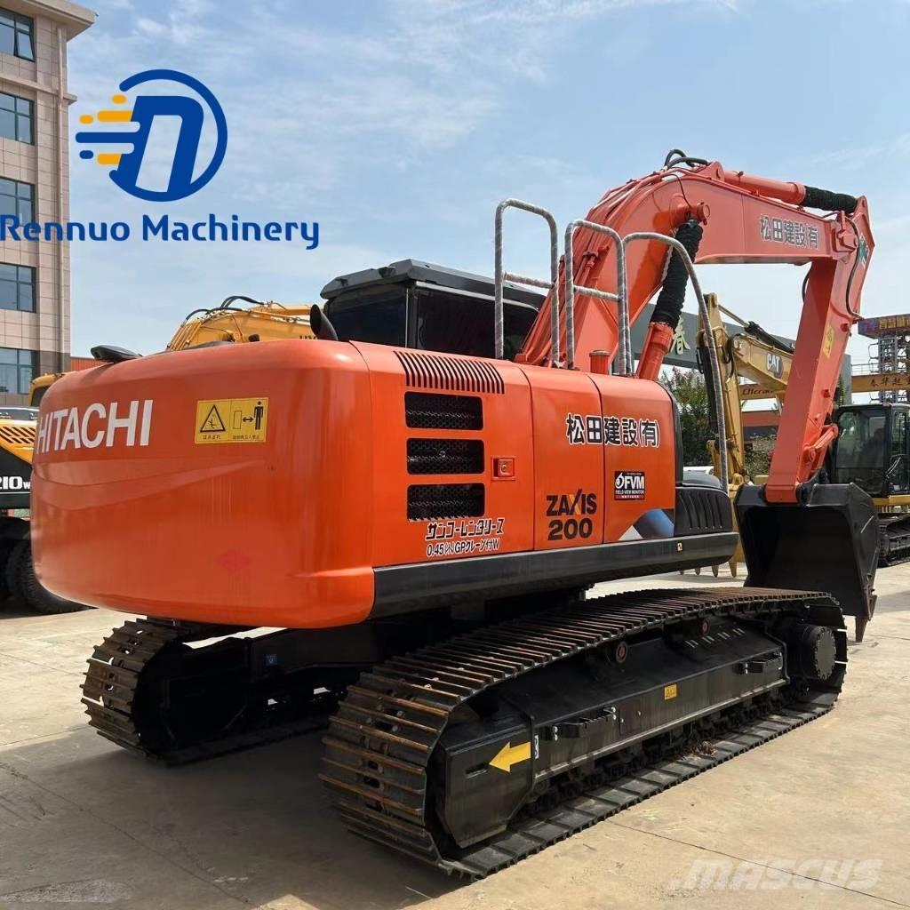 Hitachi ZX 200 Pelle sur chenilles
