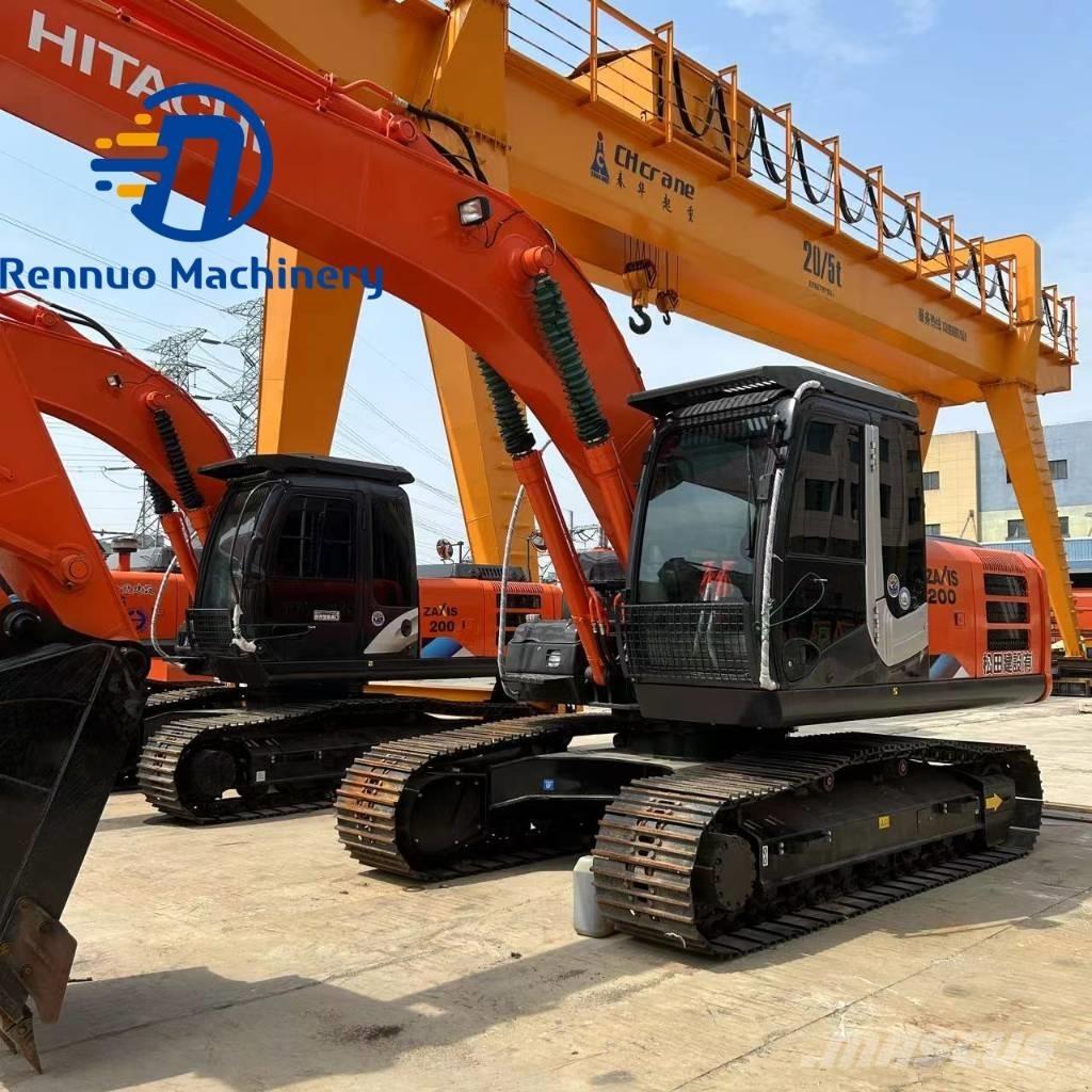 Hitachi ZX 200 Pelle sur chenilles