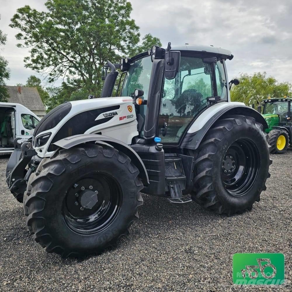 Valtra N174 Tracteur