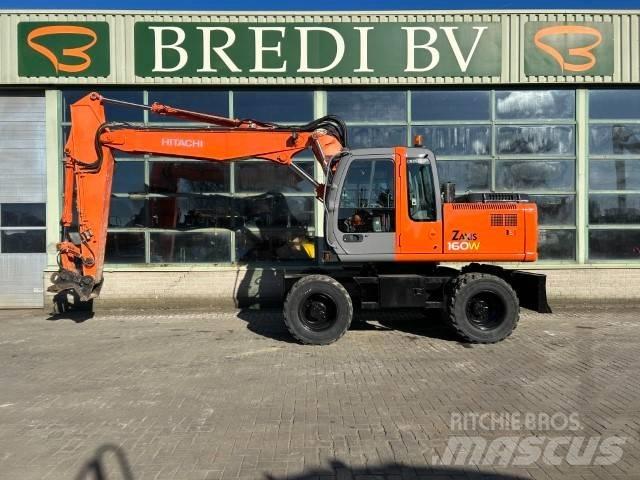 Hitachi ZX 160 W Pelle sur pneus