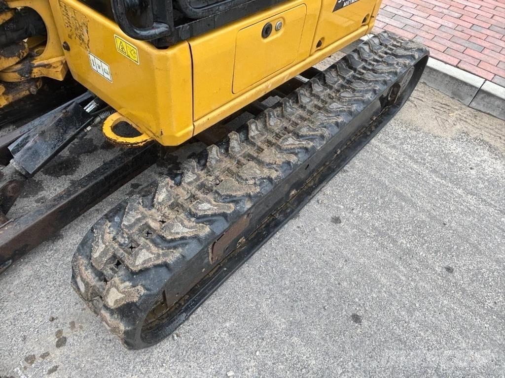 CAT 302 CR Mini pelle < 7t