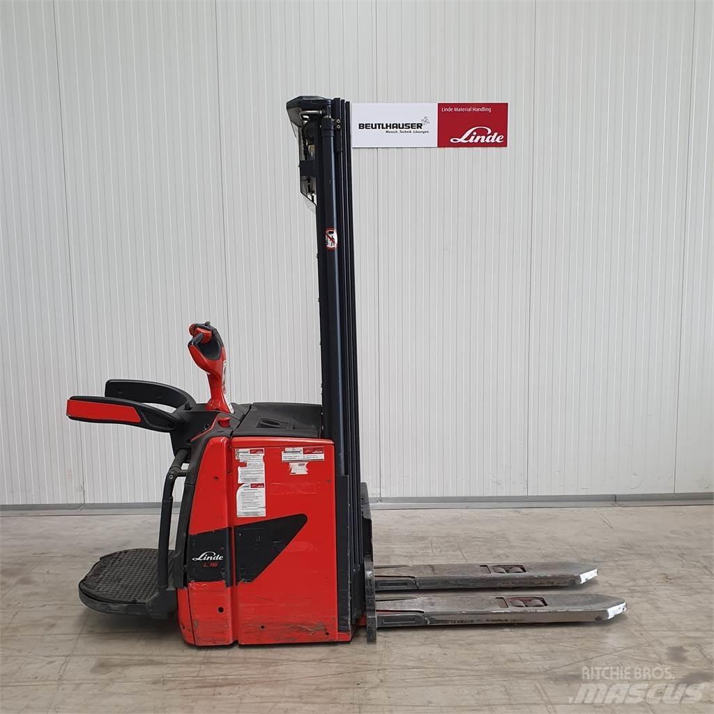 Linde L16AP Gerbeur accompagnant