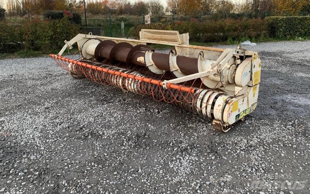 Idass 417 Autres matériels de fenaison