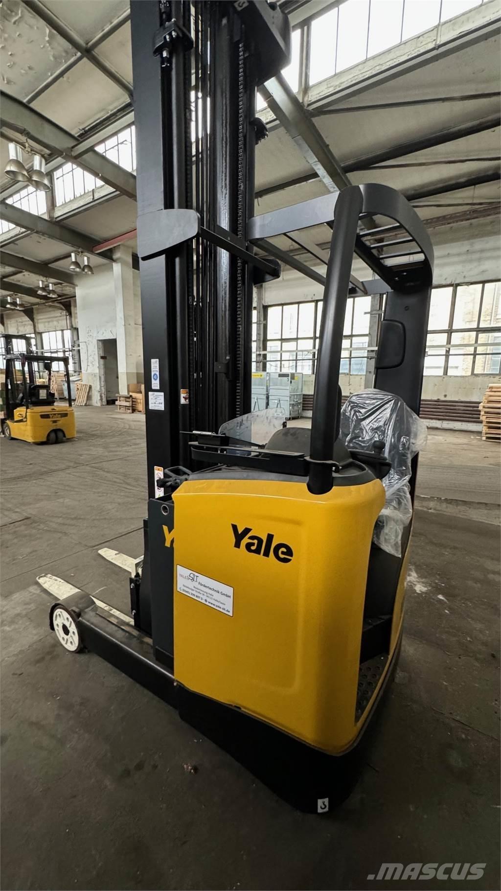 Yale MR16 Chariot à mât rétractable