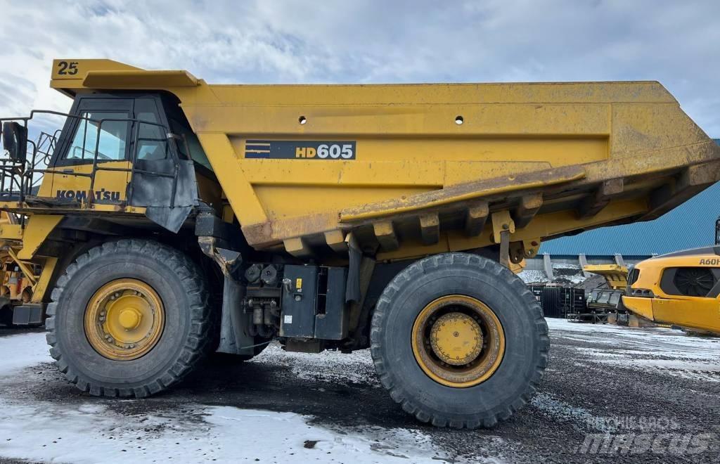 Komatsu 605-7 Tombereau rigide