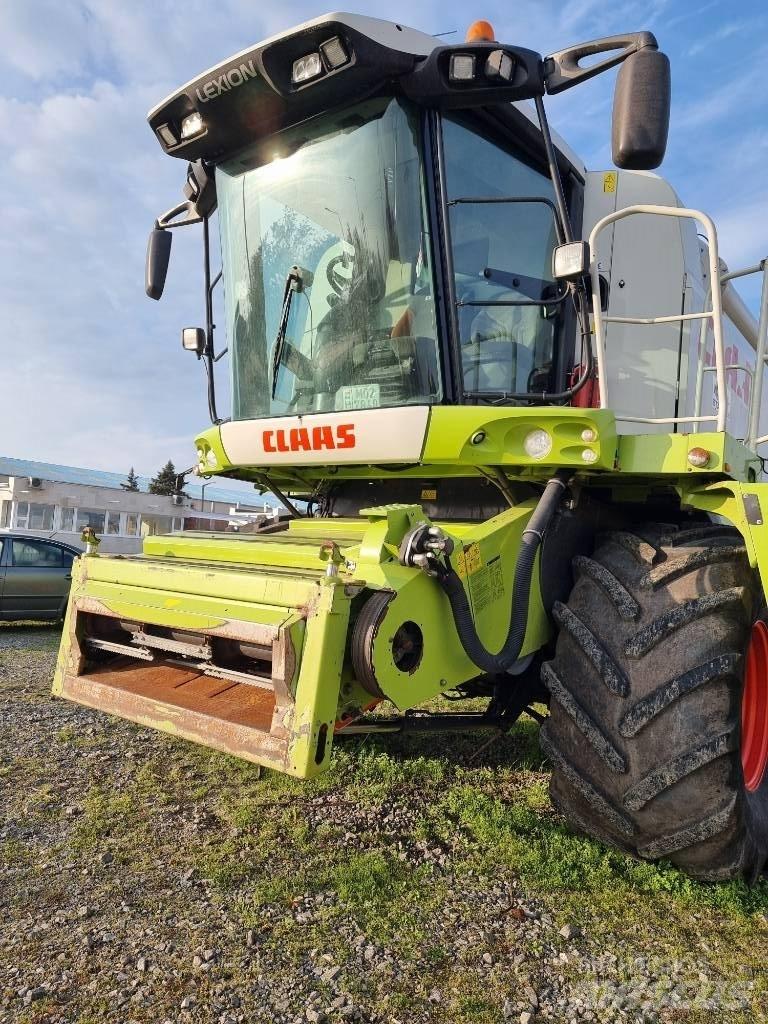 CLAAS Lexion 600 Moissonneuse batteuse