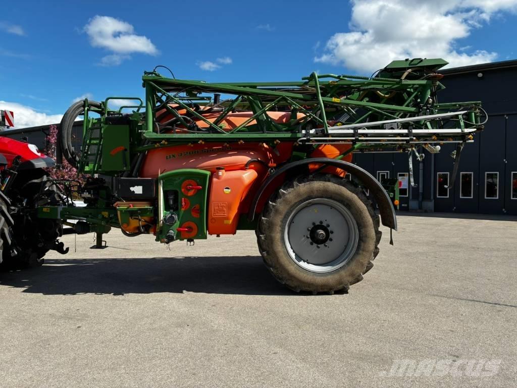 Amazone UX 4200 Pulvérisateurs traînés