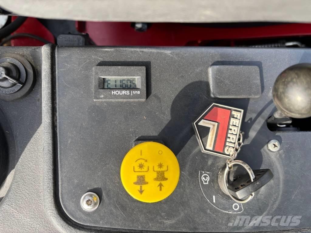 Ferris IS 2200 Tondeuses à rayon de braquage zéro