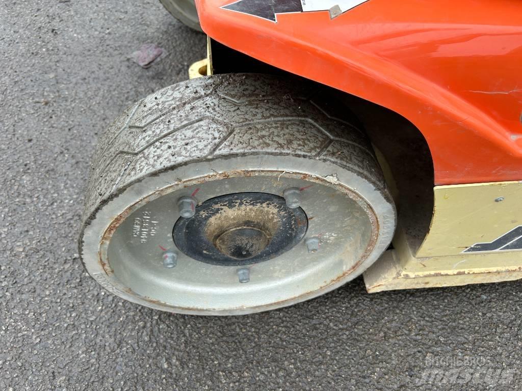 JLG Toucan 10 E Nacelles articulées