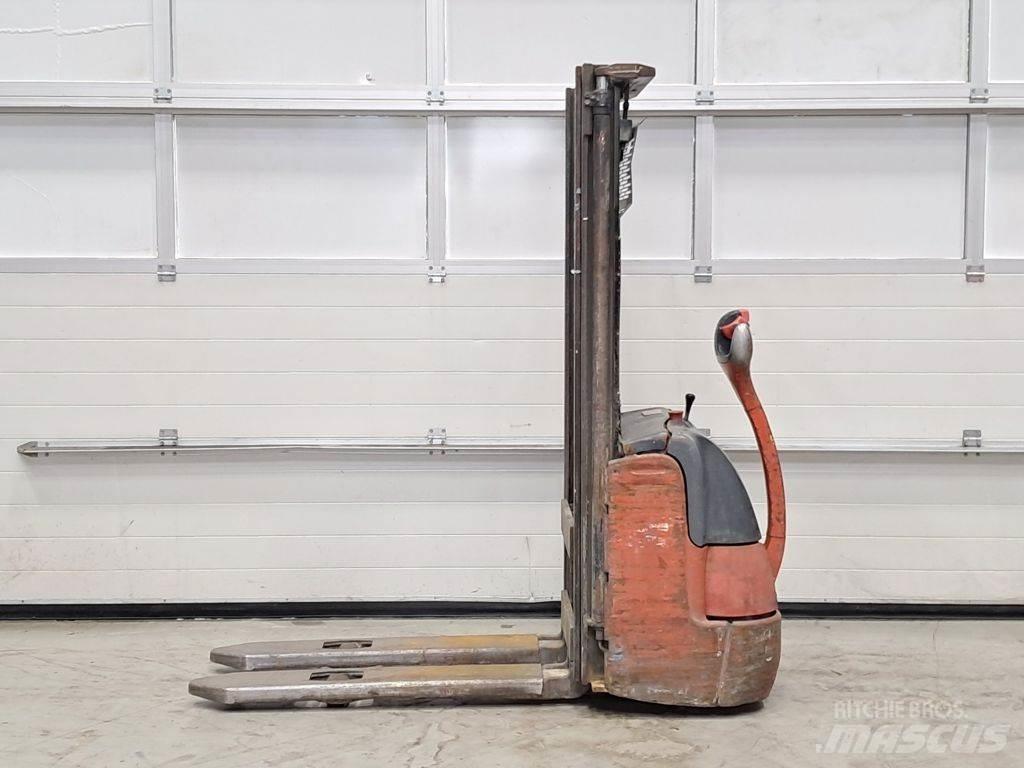 Linde L10 Gerbeur accompagnant