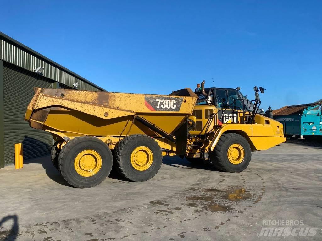 CAT 730 C Tombereau articulé