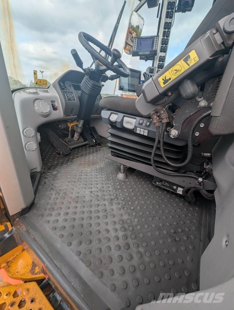 Volvo L 220 H Chargeuse sur pneus