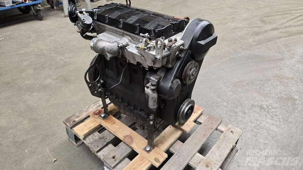 Lombardini LDW1404 Moteur