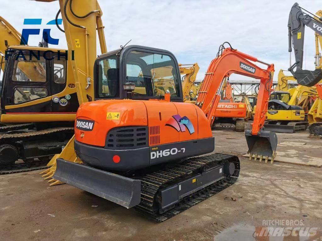 Doosan DH 60-7 Mini pelle < 7t