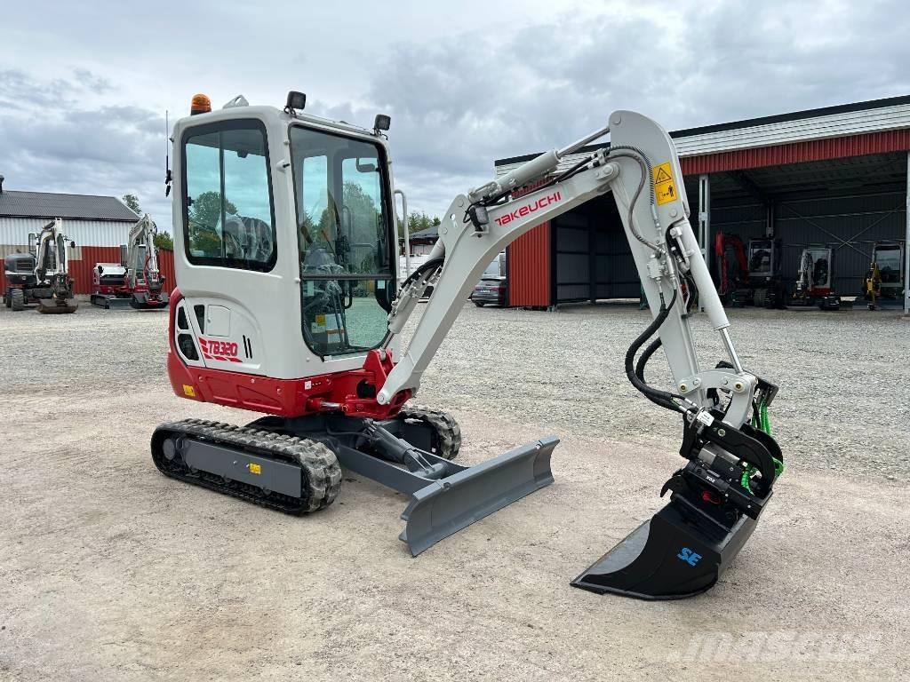 Takeuchi TB320 Mini pelle < 7t