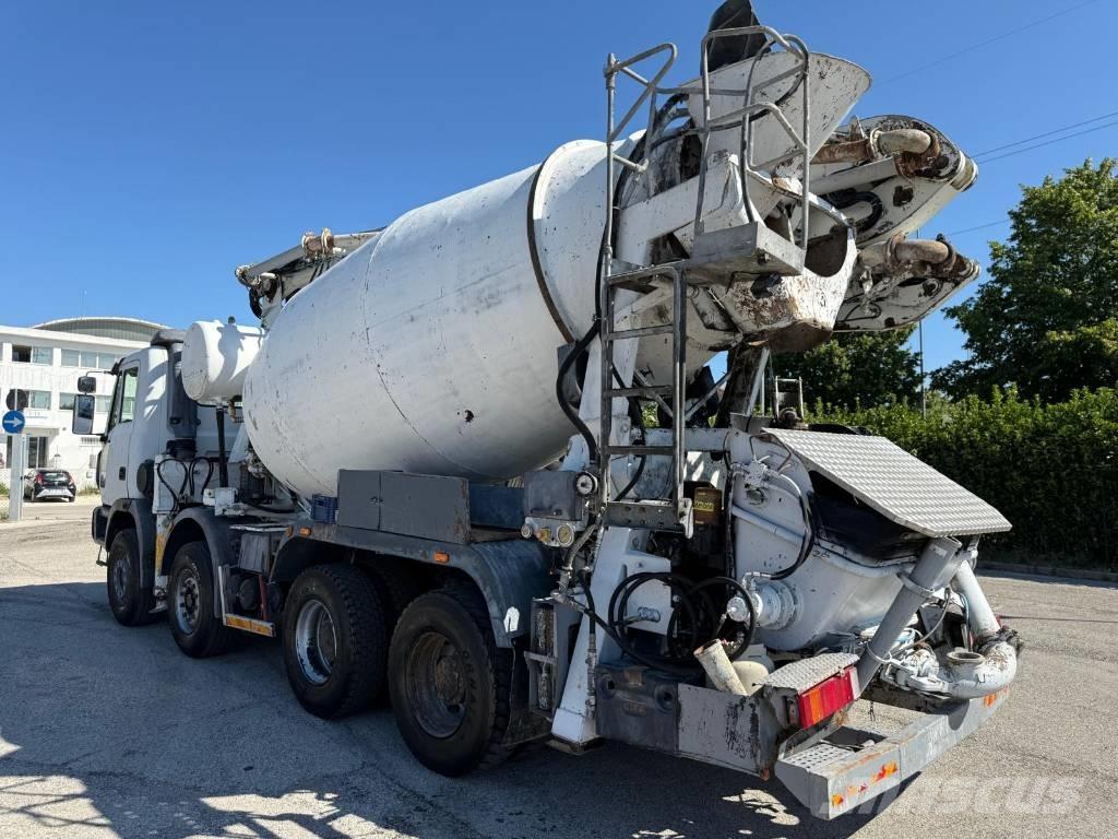 Astra Betonpompa Camion malaxeur