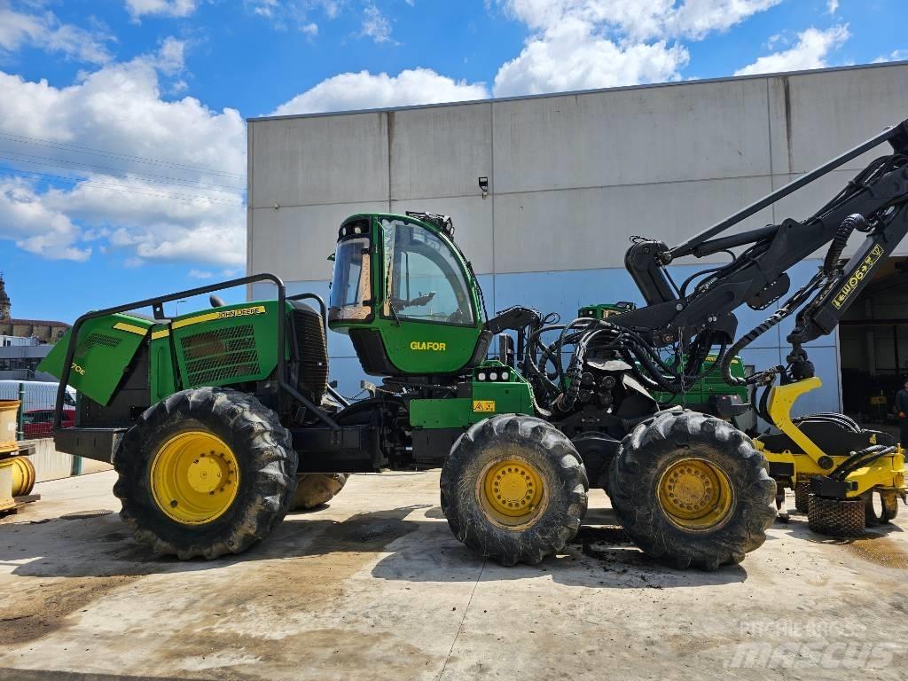 John Deere 1470 E Abatteuse