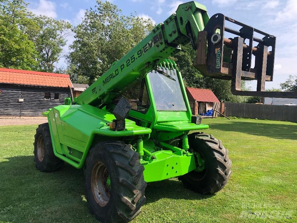 Merlo P25.9 Chariot télescopique