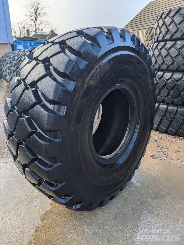 Bridgestone VLTS Pneus, roues et jantes