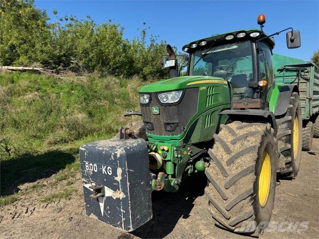 John Deere 6215 R Tracteur