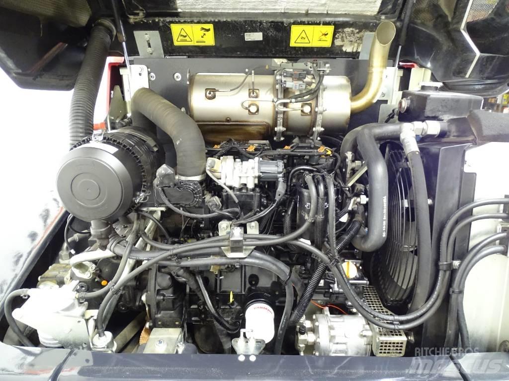Yanmar V80-5 Chargeuse sur pneus