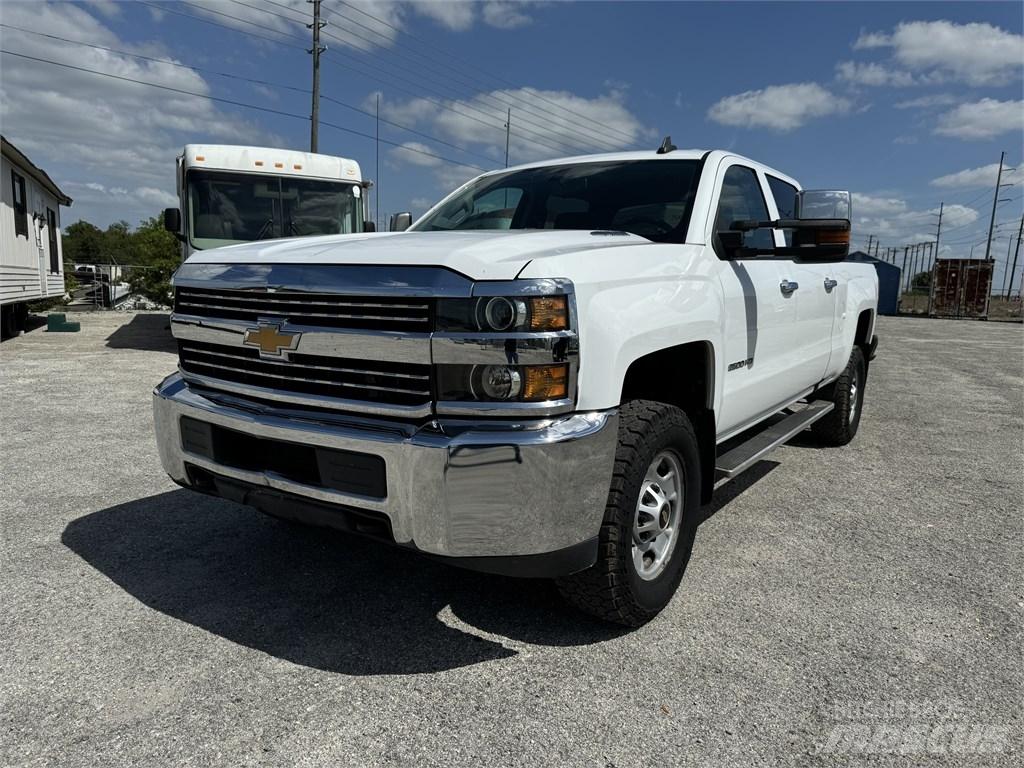 Chevrolet 2500 HD Autre fourgon / utilitaire