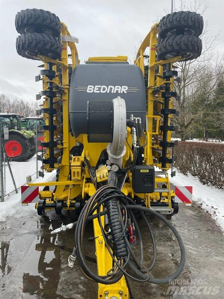 Bednar Omega 8000 FL Semoir combiné
