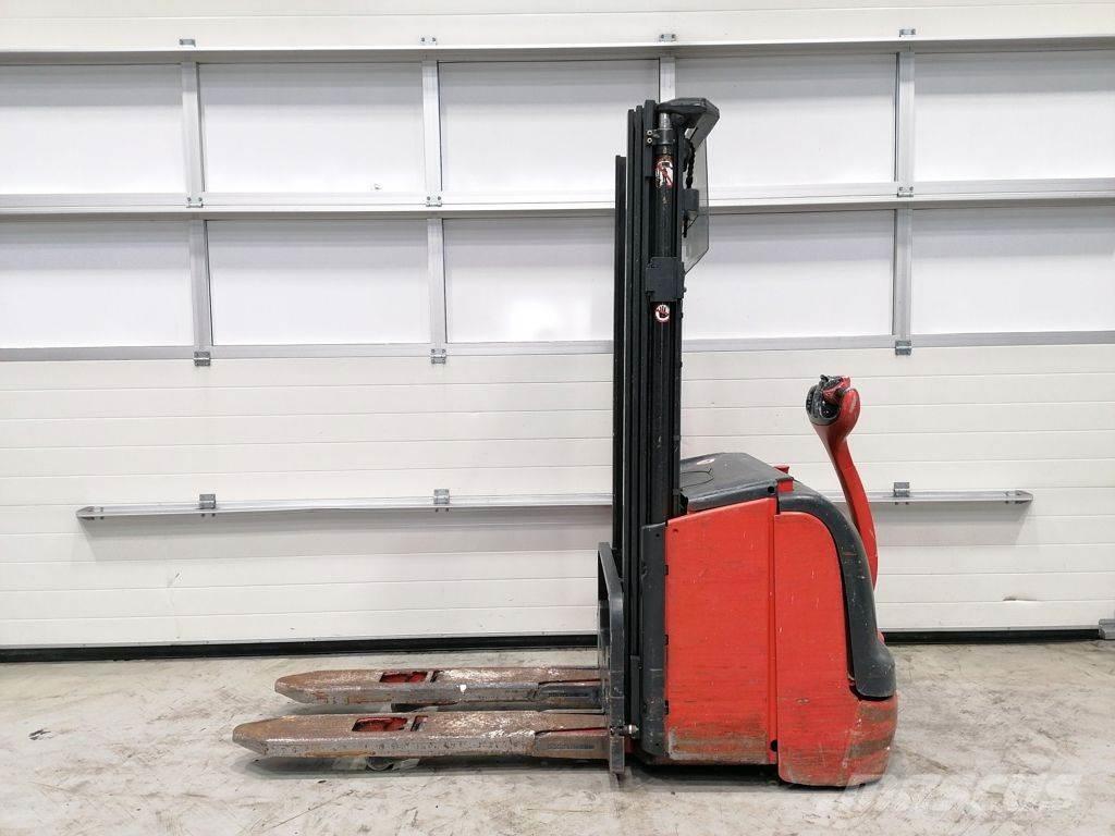 Linde L14 Gerbeur accompagnant