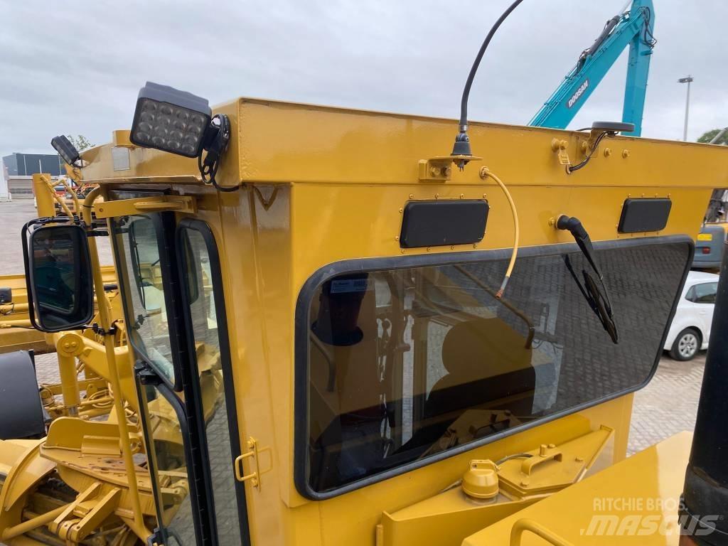 CAT 140 H Niveleuse