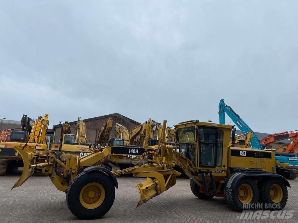 CAT 140 H Niveleuse