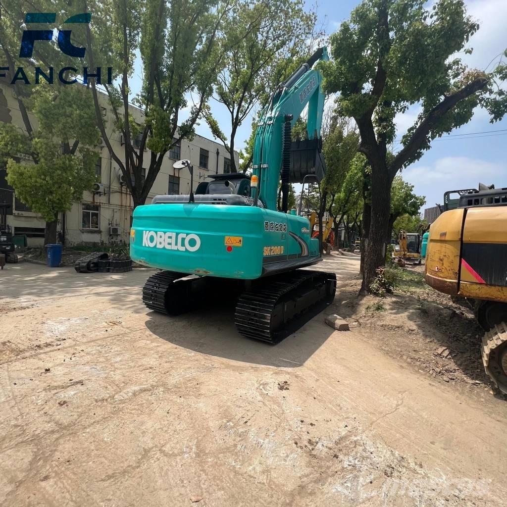 Kobelco SK 200 Pelle sur chenilles