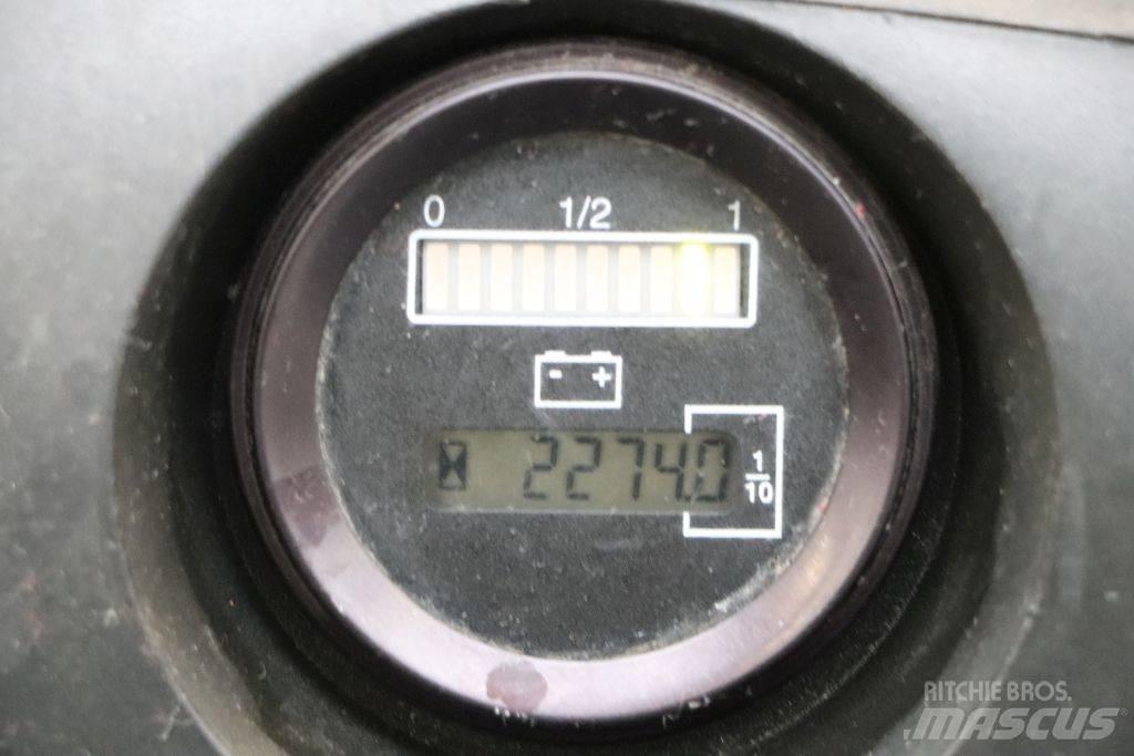 Still EGV 12 V-4153 Gerbeur accompagnant