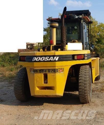 Doosan D 150 S Chariots diesel