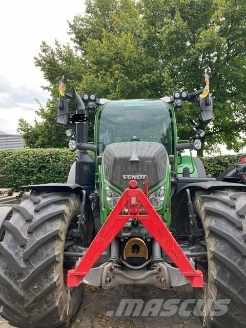 Fendt 724 Vario S4 Tracteur