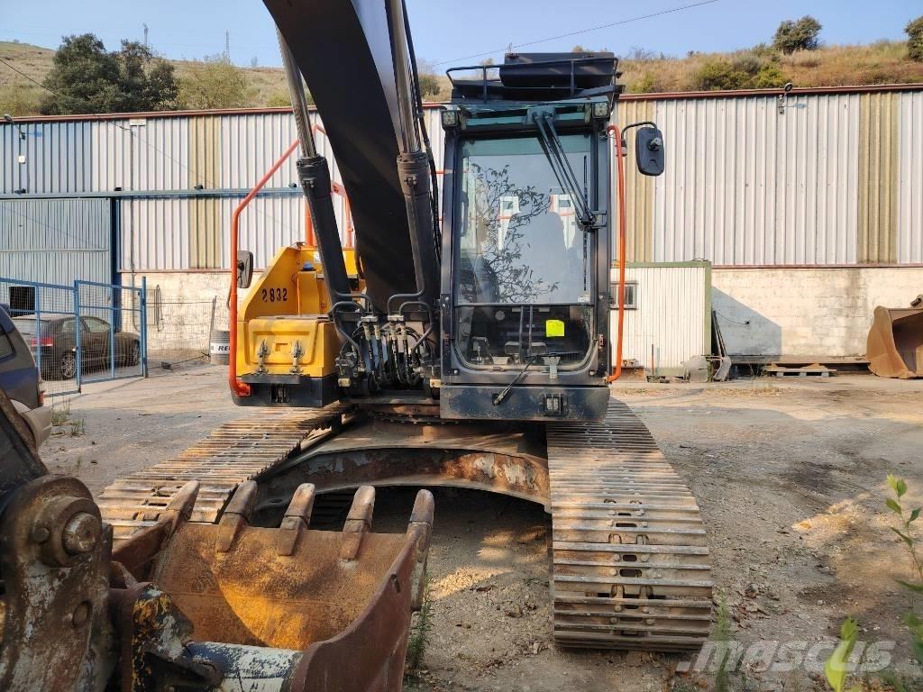 Volvo EC 220 E Pelle sur chenilles