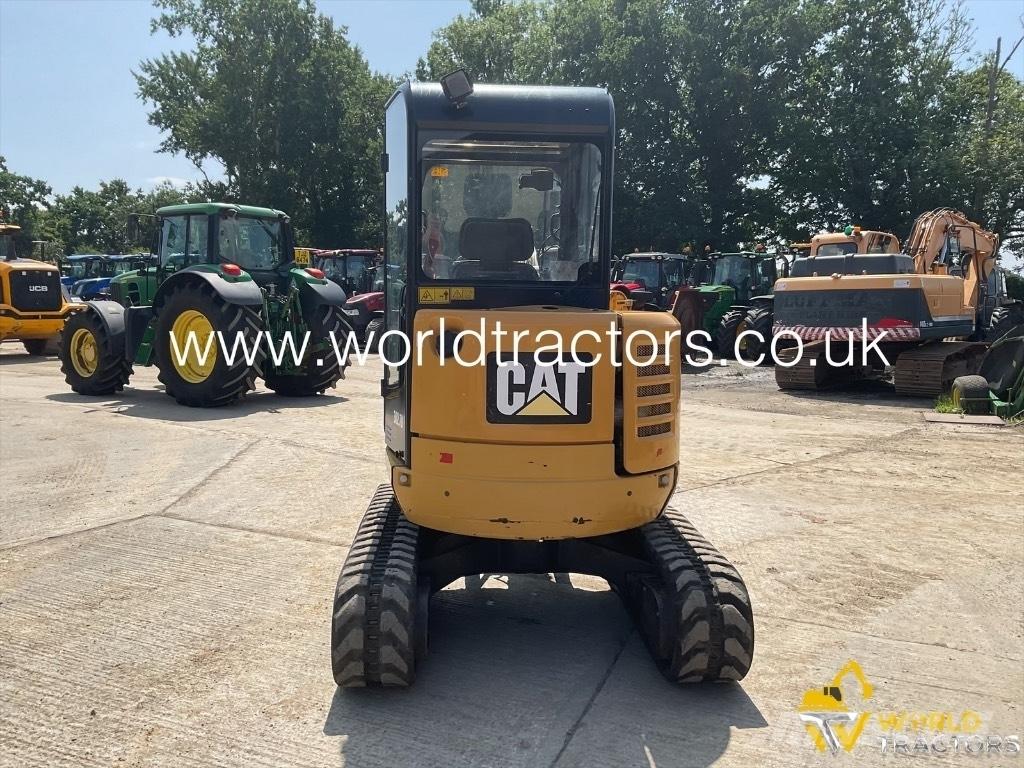 CAT 302.7 D Mini pelle < 7t
