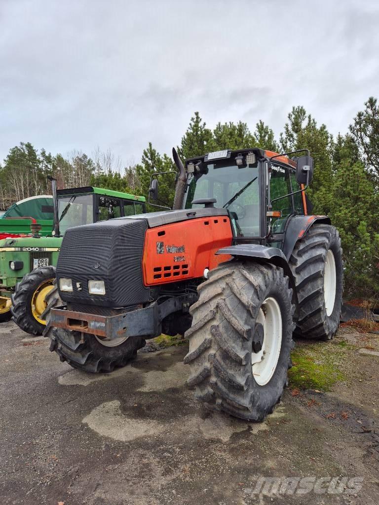 Valtra 8550 Tracteur