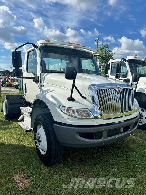 International MV607 Tracteur routier