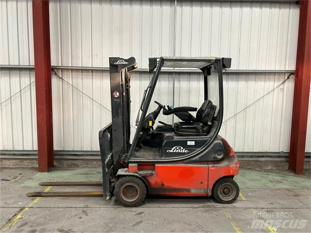 Linde E18P-02 Chariots élévateurs électriques