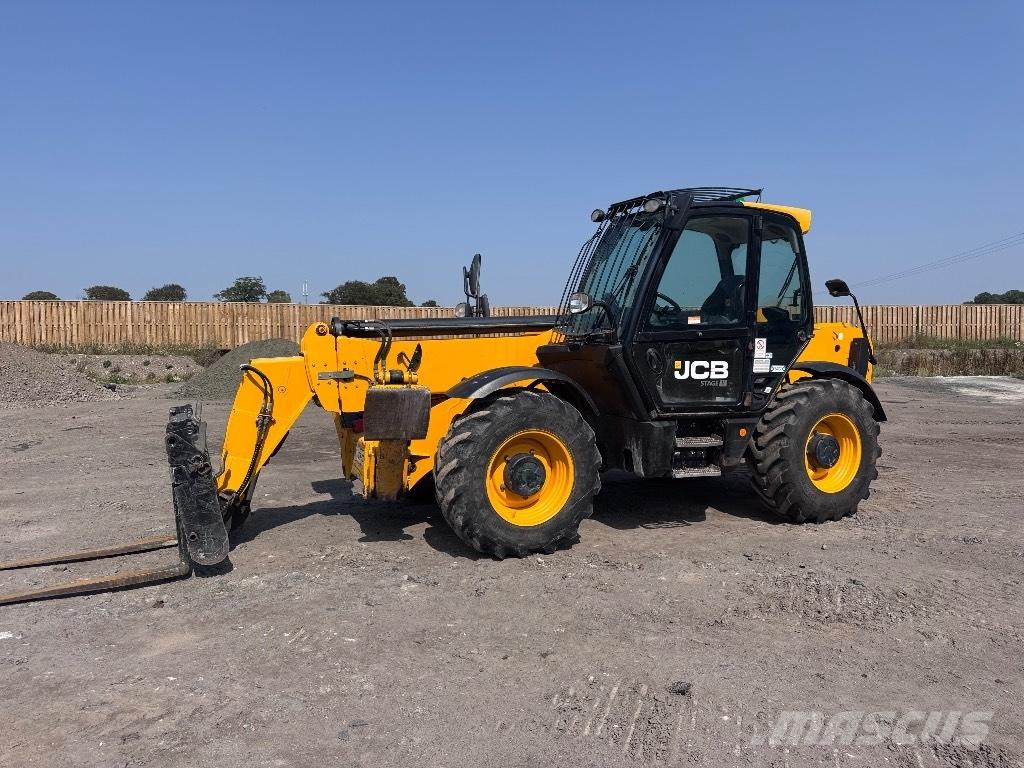 JCB 540-140 Chariot télescopique