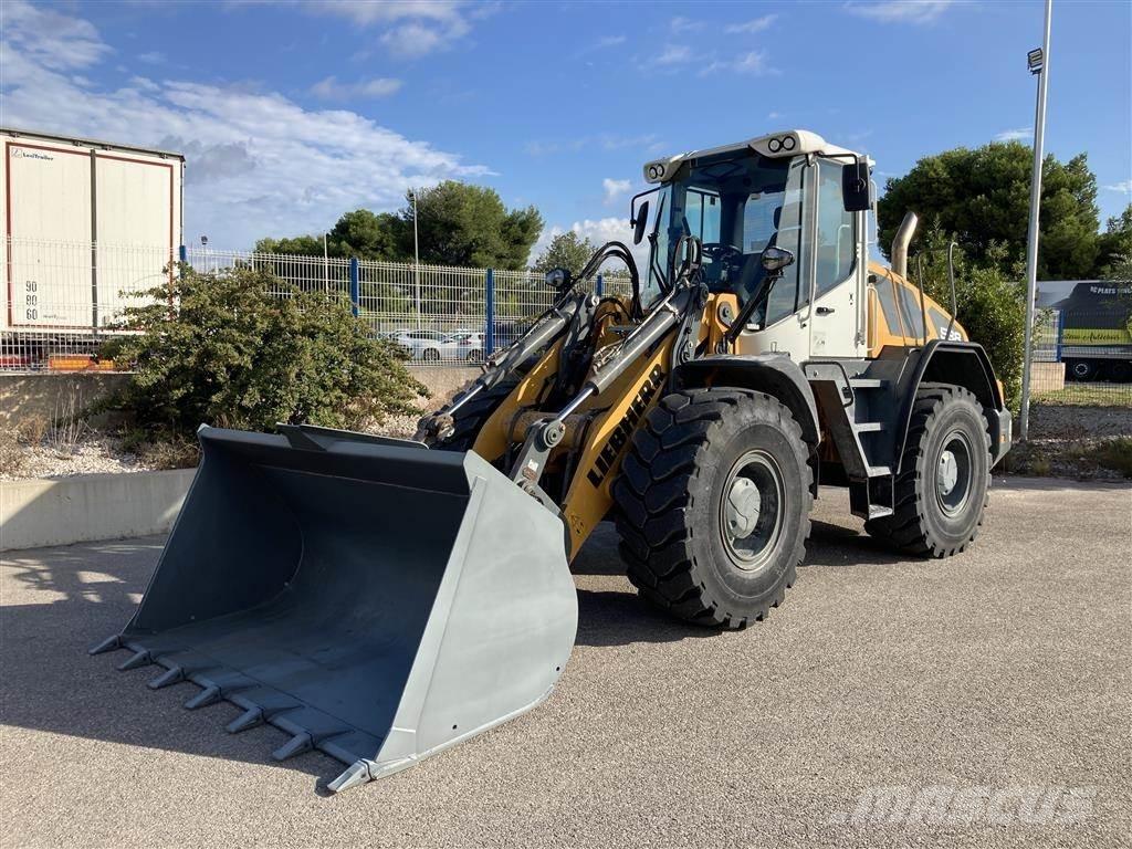 Liebherr L 538 Chargeuse sur pneus