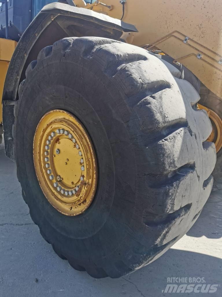 CAT 980M Chargeuse sur pneus