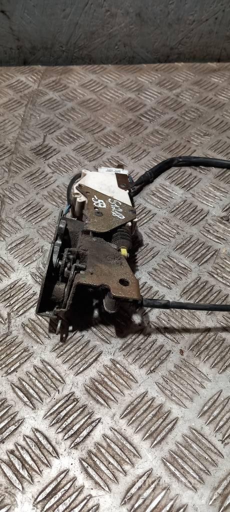 Scania R 440   1889243 Cabines