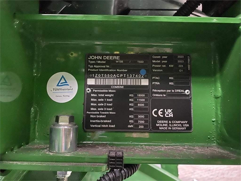 John Deere T550i Moissonneuse batteuse