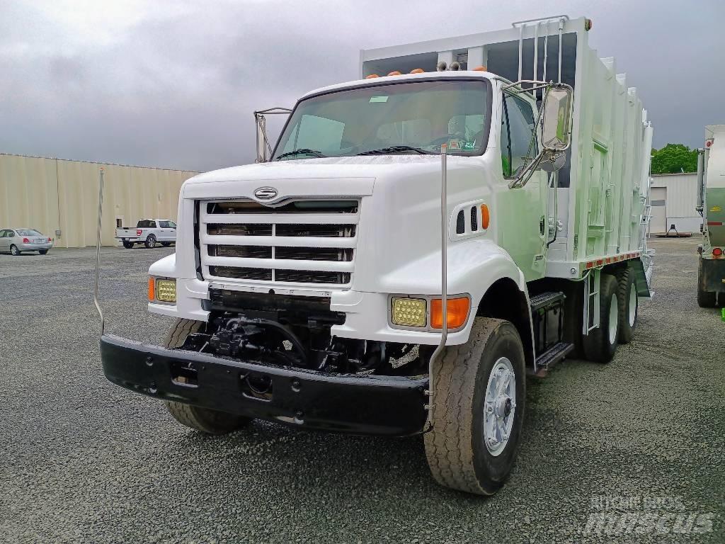 Sterling L7500 Camion poubelle